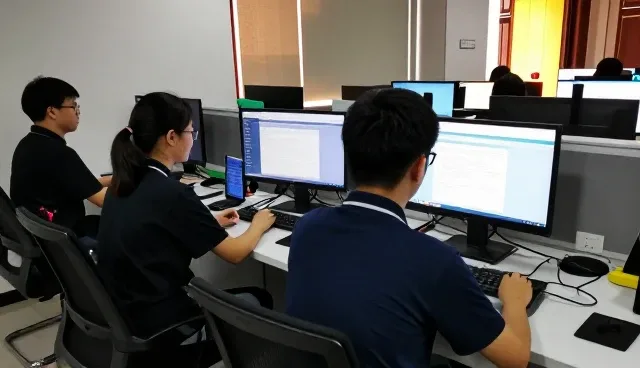 安装调试中交付质量如何保障设备稳定运行